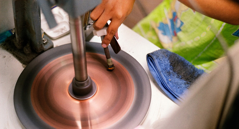 corte, talla y pulido del mineral