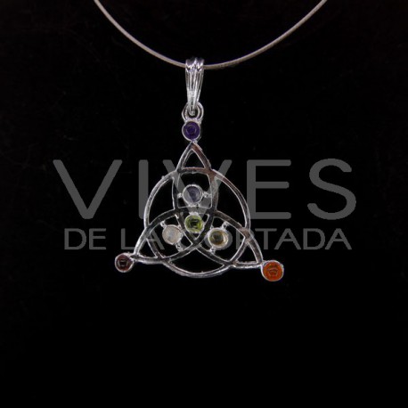 Pendentif Trisqueta celtique avec minéraux de chakra - Plaqué argent