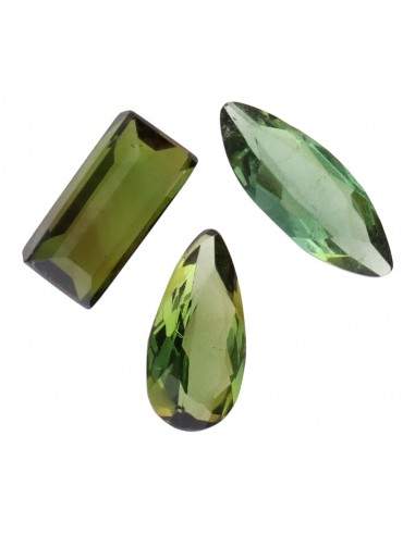 Cabochons de tourmaline verte...