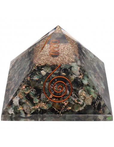 Pyramide d'émeraude en résine avec...