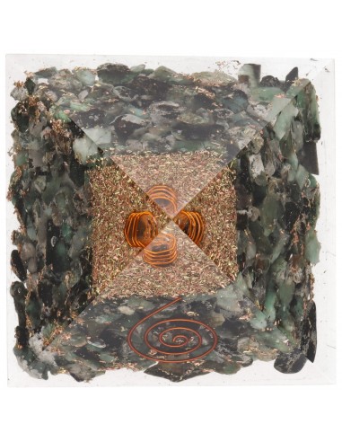 Pirámide Orgonita de Esmeralda en...