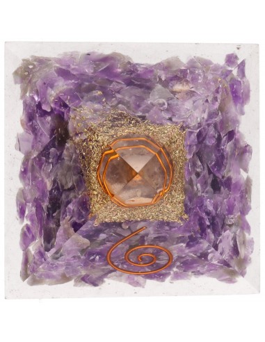 Pyramide d'améthyste en résine avec...