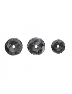 Petit beignet de larvikite... 2