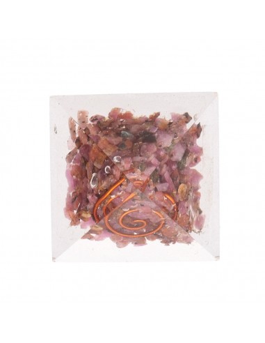 Resin Ruby Pyramid with 3x3cm Spiral