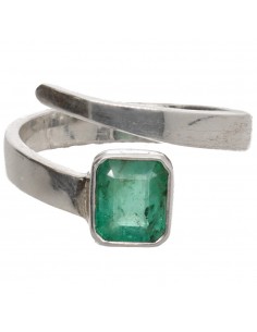 Bague émeraude à facettes...