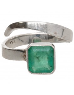 Bague émeraude à facettes...