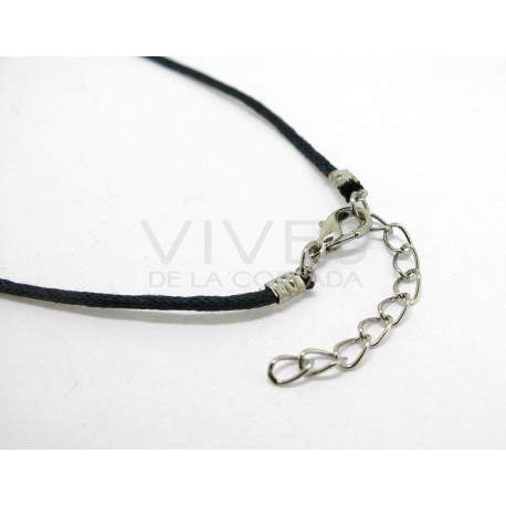 Pendente de ónix perfurado com fio e fecho metálico