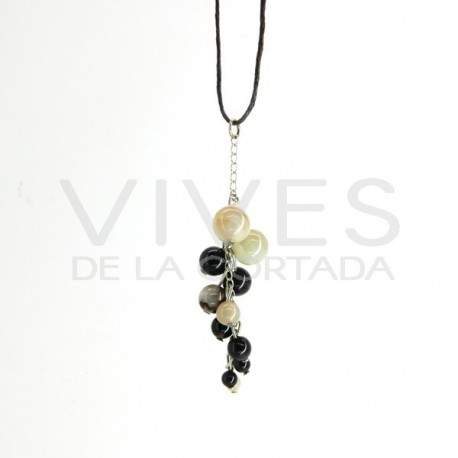 Pingente de ágata grande com fio e fecho de metal